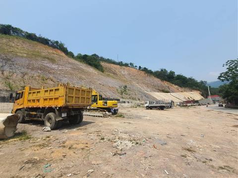 UBND huyện Kỳ Sơn nói gì về việc chủ nhân hàng loạt lô đất đấu giá xin 