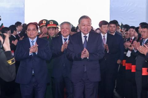 Tổng Bí thư, Thủ tướng Chính phủ dự lễ khởi công nhà máy chế tạo chip bán dẫn đầu tiên tại Việt Nam