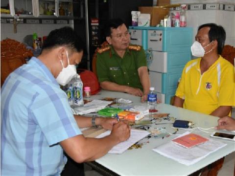 Triệt phá cơ sở sản xuất thuốc tân dược giả tại Tiền Giang