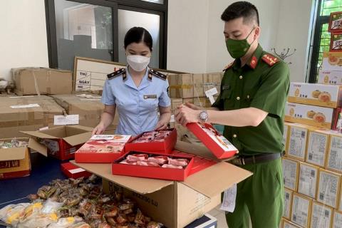 Mức phạt cho tội sản xuất, buôn bán hàng giả?