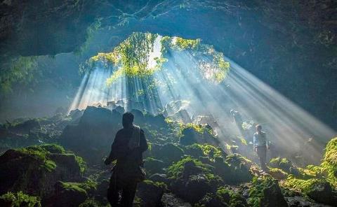 Khám phá hang động núi lửa đẹp nhất Đông Nam Á đang “ẩn mình” tại Đắk Nông