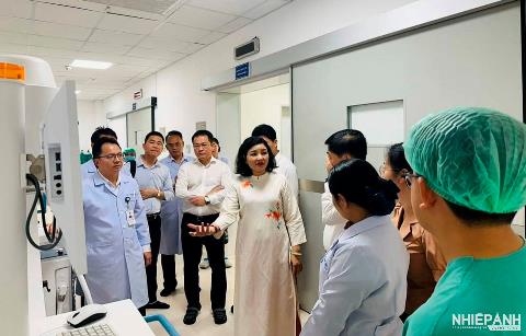 Lãnh đạo sở Y tế Nghệ An thăm và làm việc tại Bệnh viện hữu nghị Lào – Việt Nam