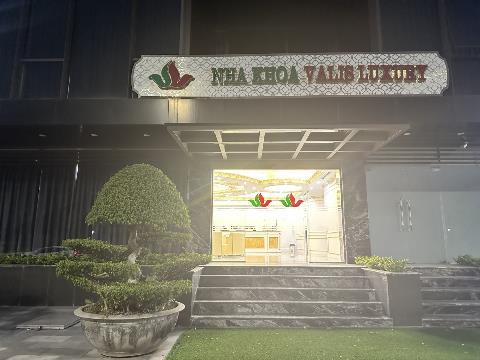 Quảng Ninh: Đình chỉ hoạt động nha khoa Valis Luxury do chưa đủ điều kiện