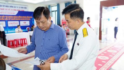 Hộ kinh doanh doanh thu trên 500 triệu đồng phải nộp thuế, sàn thương mại điện tử khấu trừ theo giao dịch