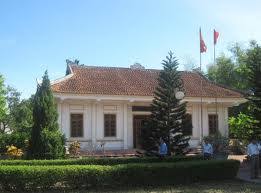 Nhà tưởng niệm trong Khu lưu niệm Tổng Bí thư Lê Hồng Phong ở xã Hưng Thông, huyện Hưng Nguyên, tỉnh Nghệ An. (Ảnh tư liệu)