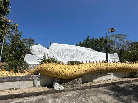 Cửa thiền lưu giữ hồn biển và lòng người nơi Cam Ranh